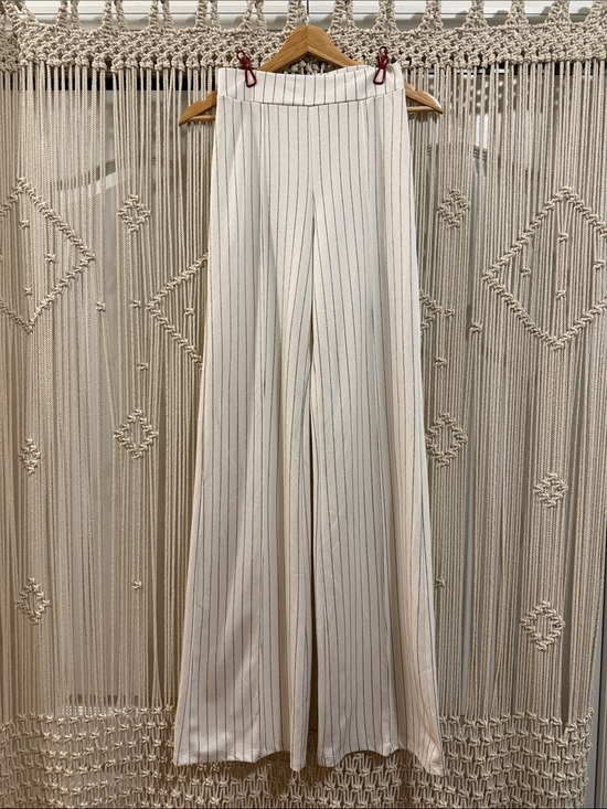 Fashion Nova Pants - Fashion Nova White High Waisted Pinstripe Pants